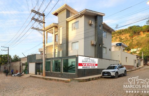 CASA TRIPLEX PRÓXIMO AO CENTRO DA CIDADE