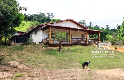 VENDE SÍTIO NO CÓRREGO MIRAZEMA – 06 KM DO CENTRO